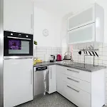 דירה Mit Blick Auf Zitadelle Petersberg - 3 *