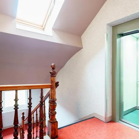 Mit Blick Auf Zitadelle Petersberg - 3 Daire *
