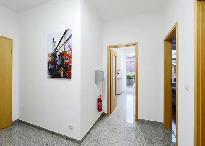 Daire Mit Blick Auf Zitadelle Petersberg - 3