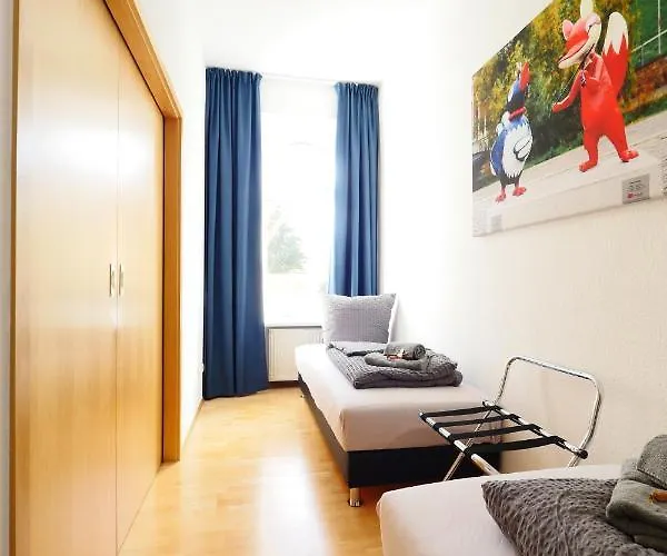 Mit Blick Auf Zitadelle Petersberg - 3 Daire