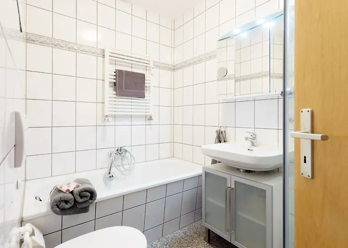 Mit Blick Auf Zitadelle Petersberg - 3 Daire *